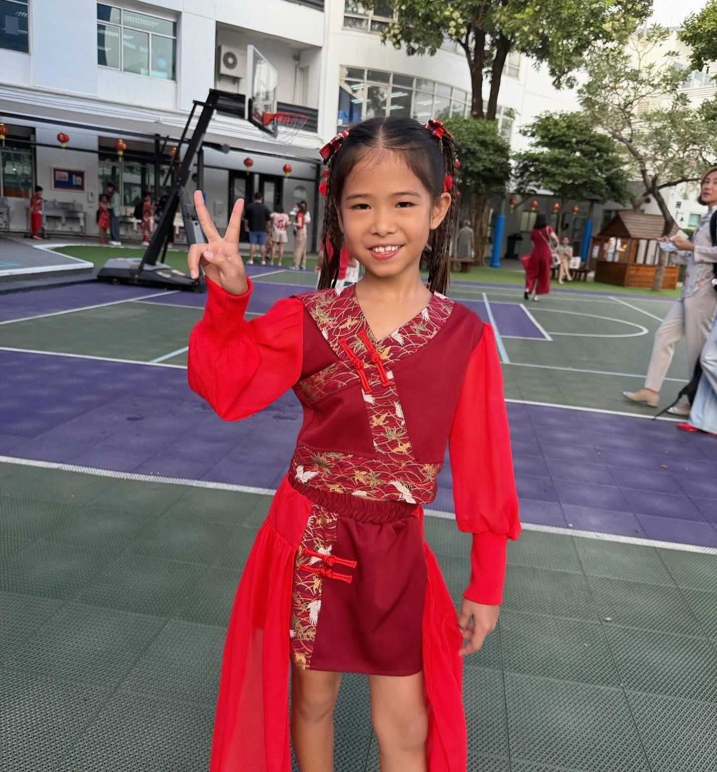 หนุ่ม - คงกะพัน แสงสุริยะ