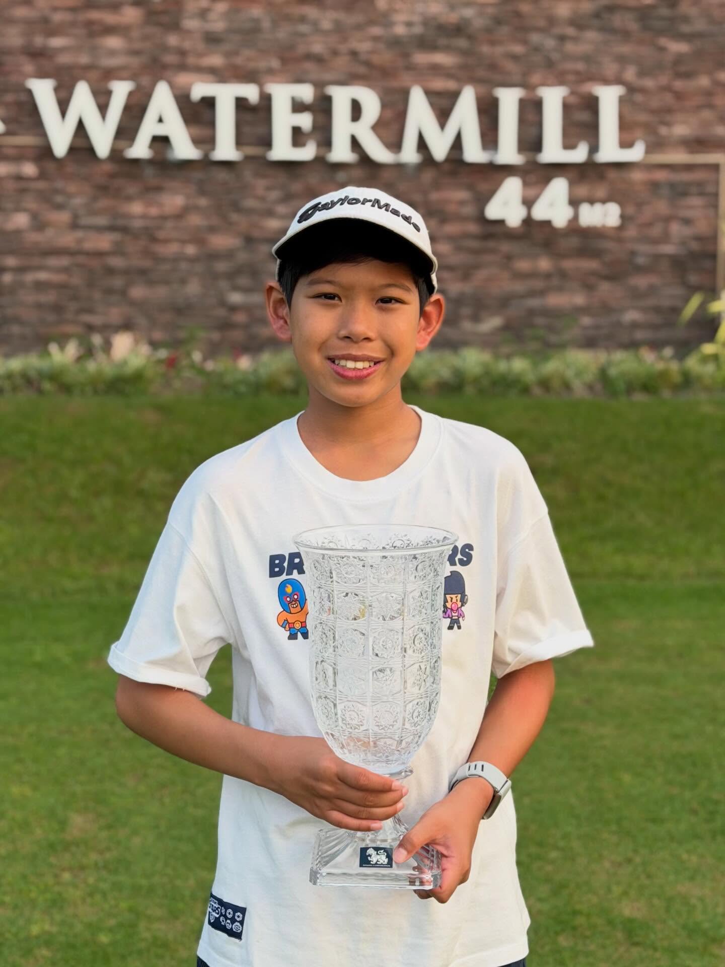 หนุ่ม - คงกะพัน แสงสุริยะ