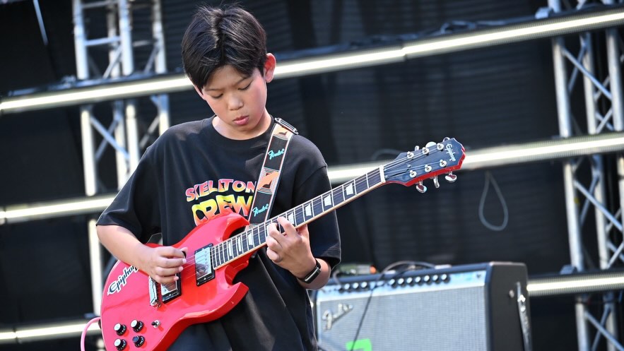 หนุ่ม - คงกะพัน แสงสุริยะ