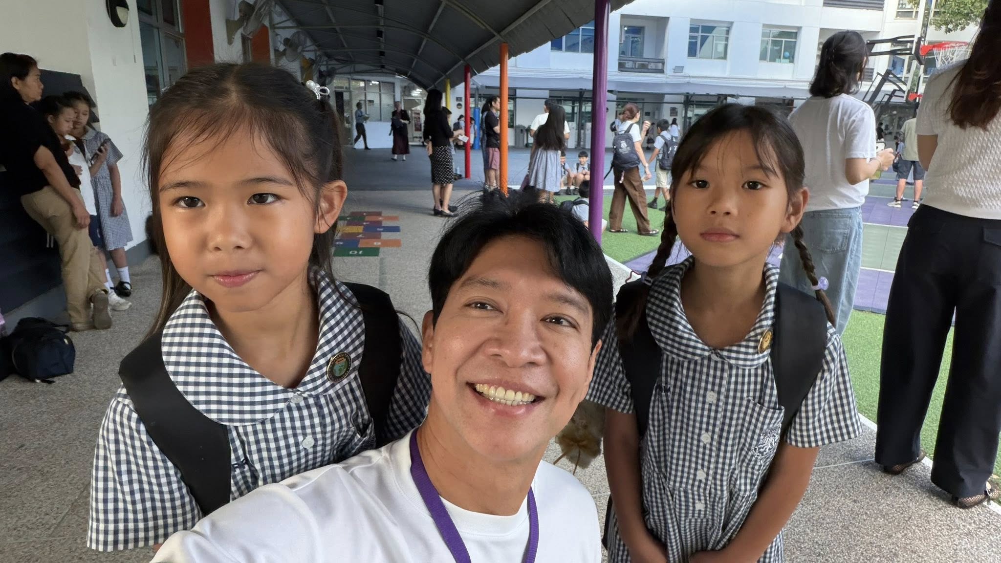 หนุ่ม - คงกะพัน แสงสุริยะ