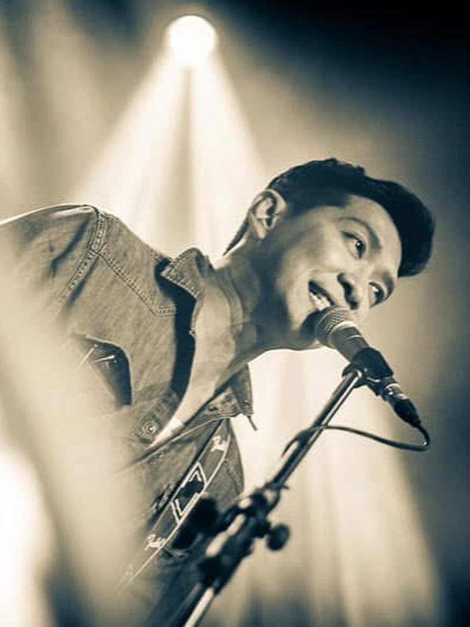 หนุ่ม - คงกะพัน แสงสุริยะ