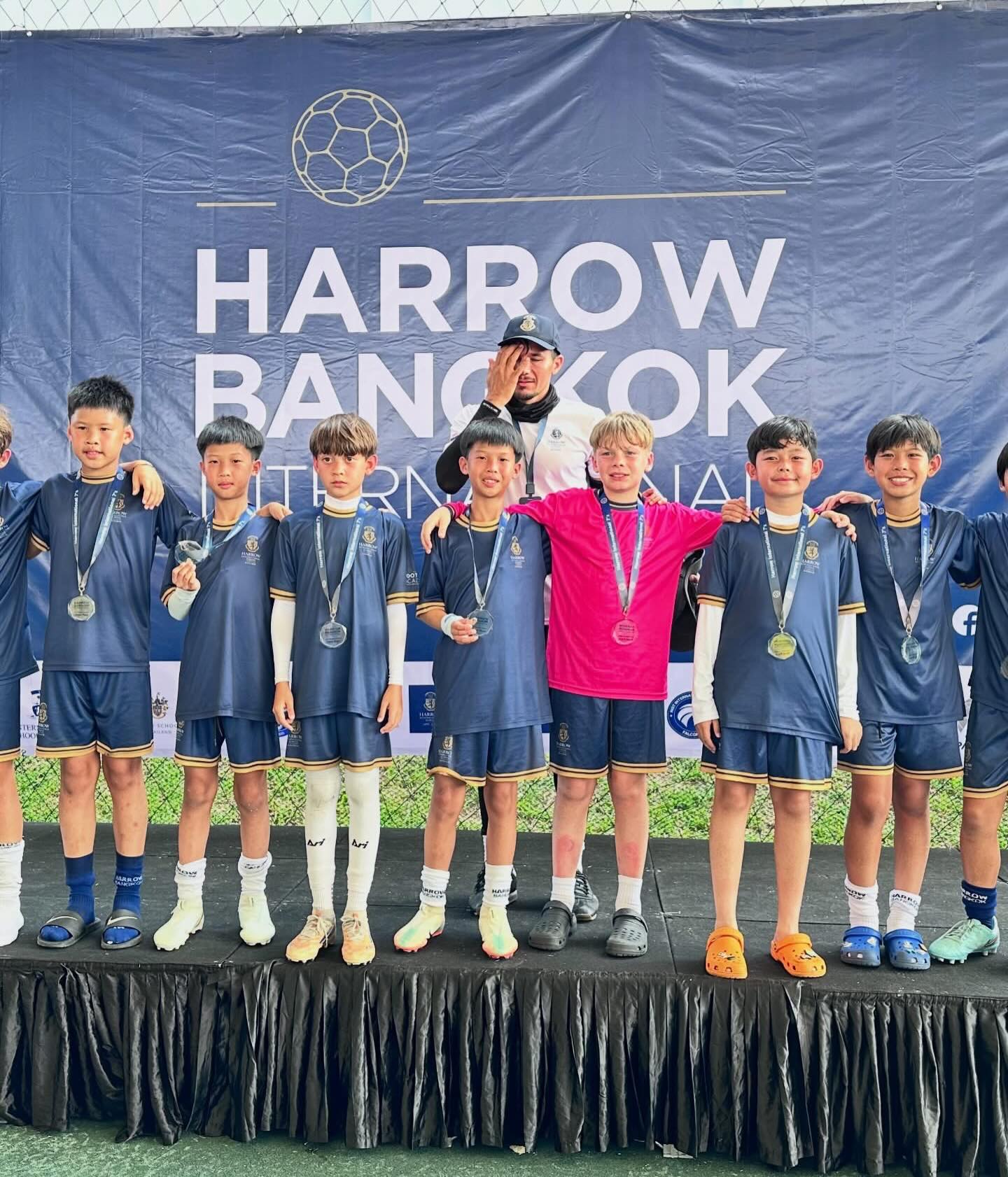 หนุ่ม - คงกะพัน แสงสุริยะ