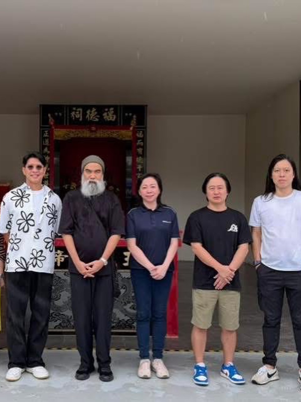 หนุ่ม - คงกะพัน แสงสุริยะ