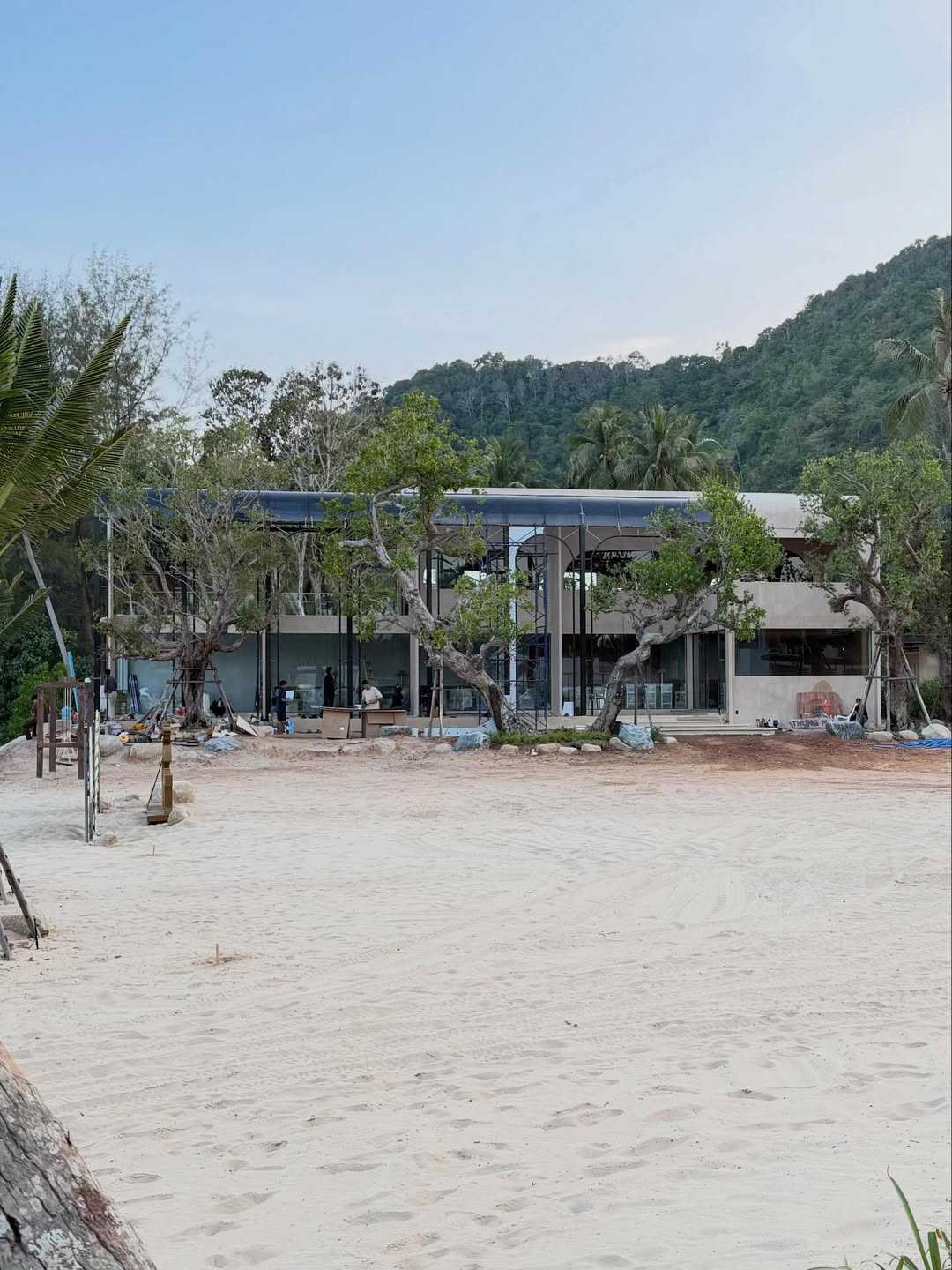 หนุ่ม - คงกะพัน แสงสุริยะ