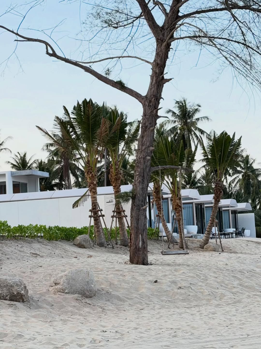 หนุ่ม - คงกะพัน แสงสุริยะ