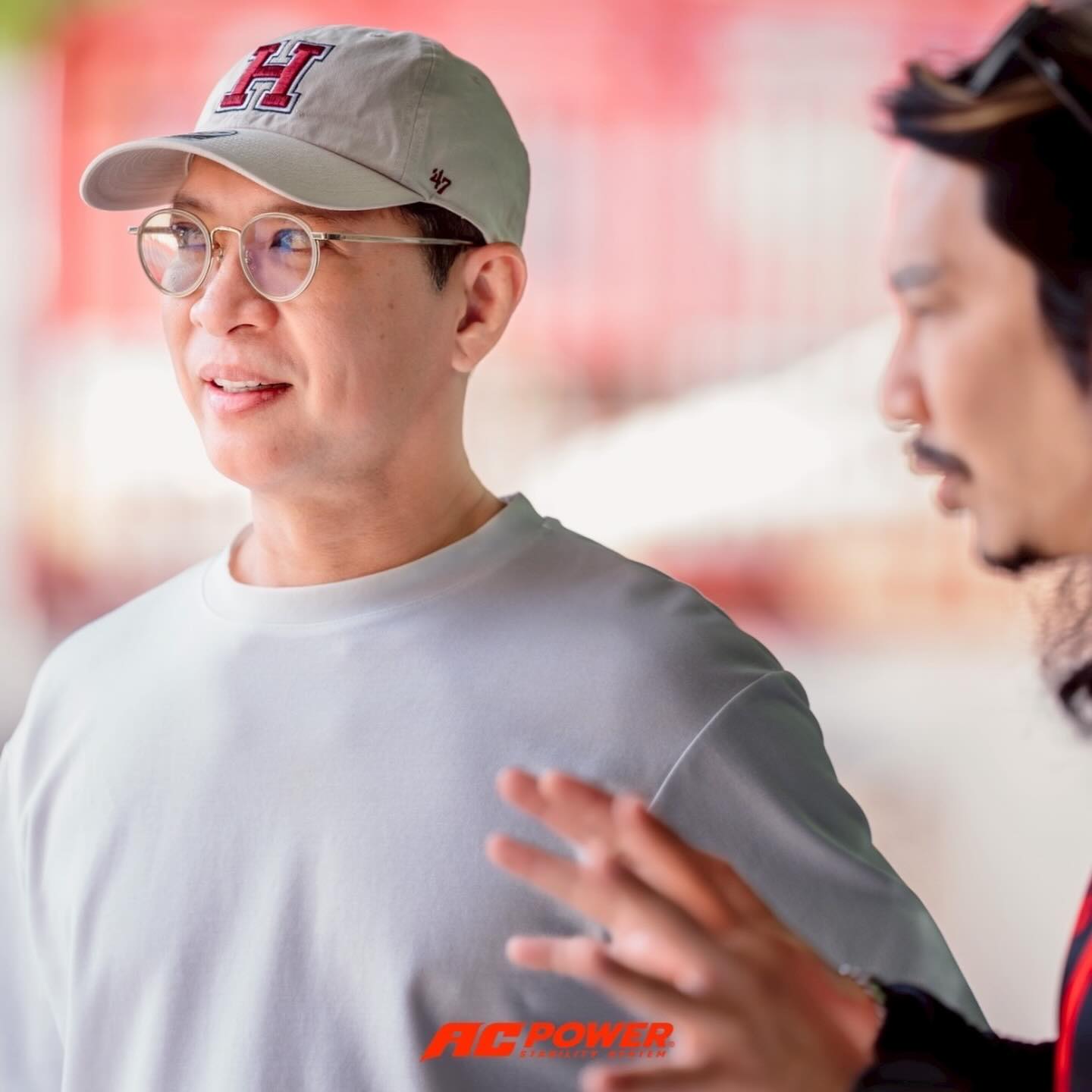 หนุ่ม - คงกะพัน แสงสุริยะ