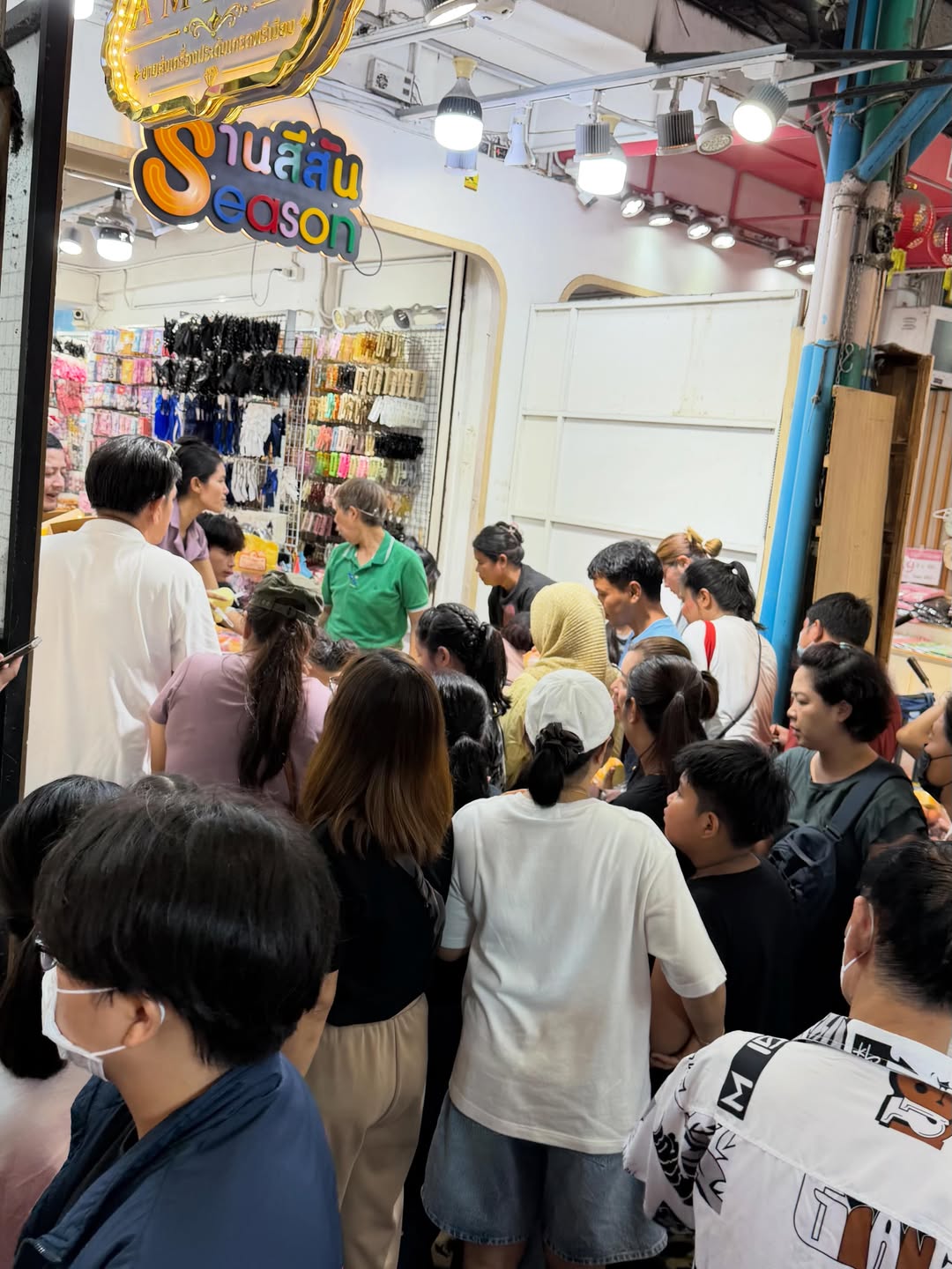 หนุ่ม - คงกะพัน แสงสุริยะ