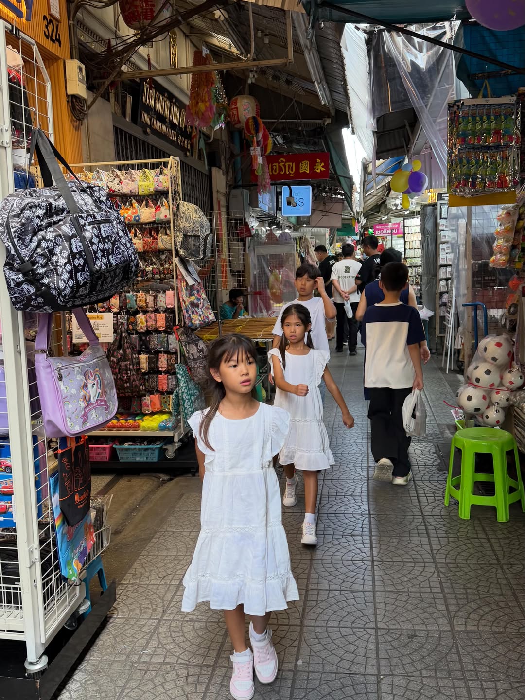 หนุ่ม - คงกะพัน แสงสุริยะ