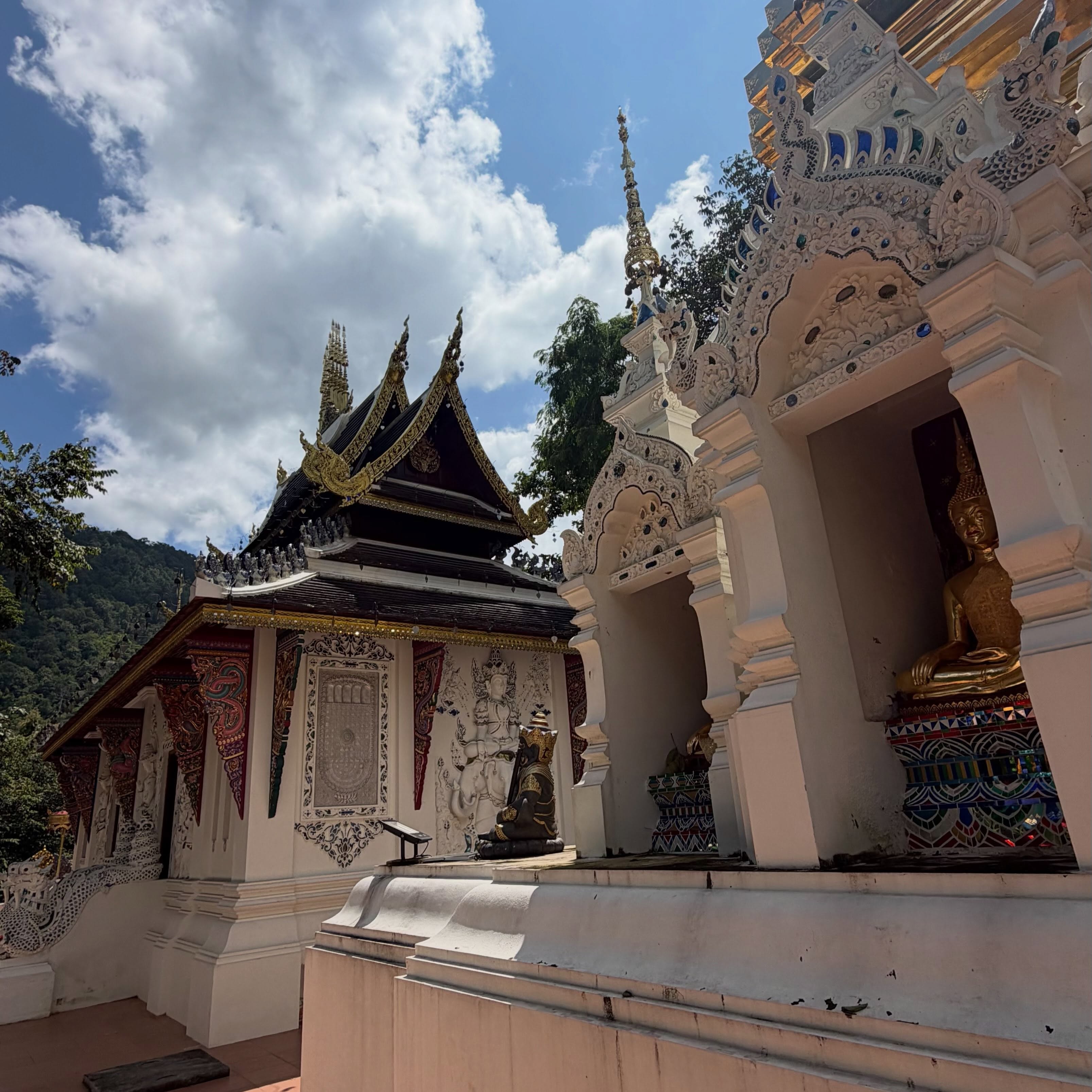 หนุ่ม - คงกะพัน แสงสุริยะ