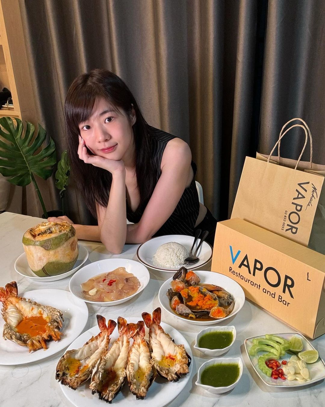 น้ำ - กัญญ์กุลณัช ปัญญากิตตินันท์