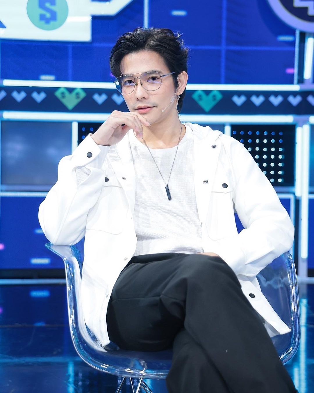 ลี - ฐานัฐพ์ โล่ห์คุณสมบัติ