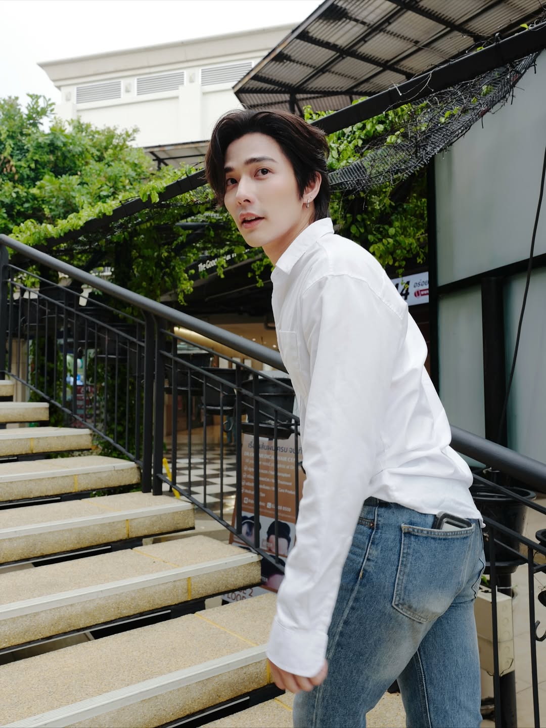 ลี - ฐานัฐพ์ โล่ห์คุณสมบัติ