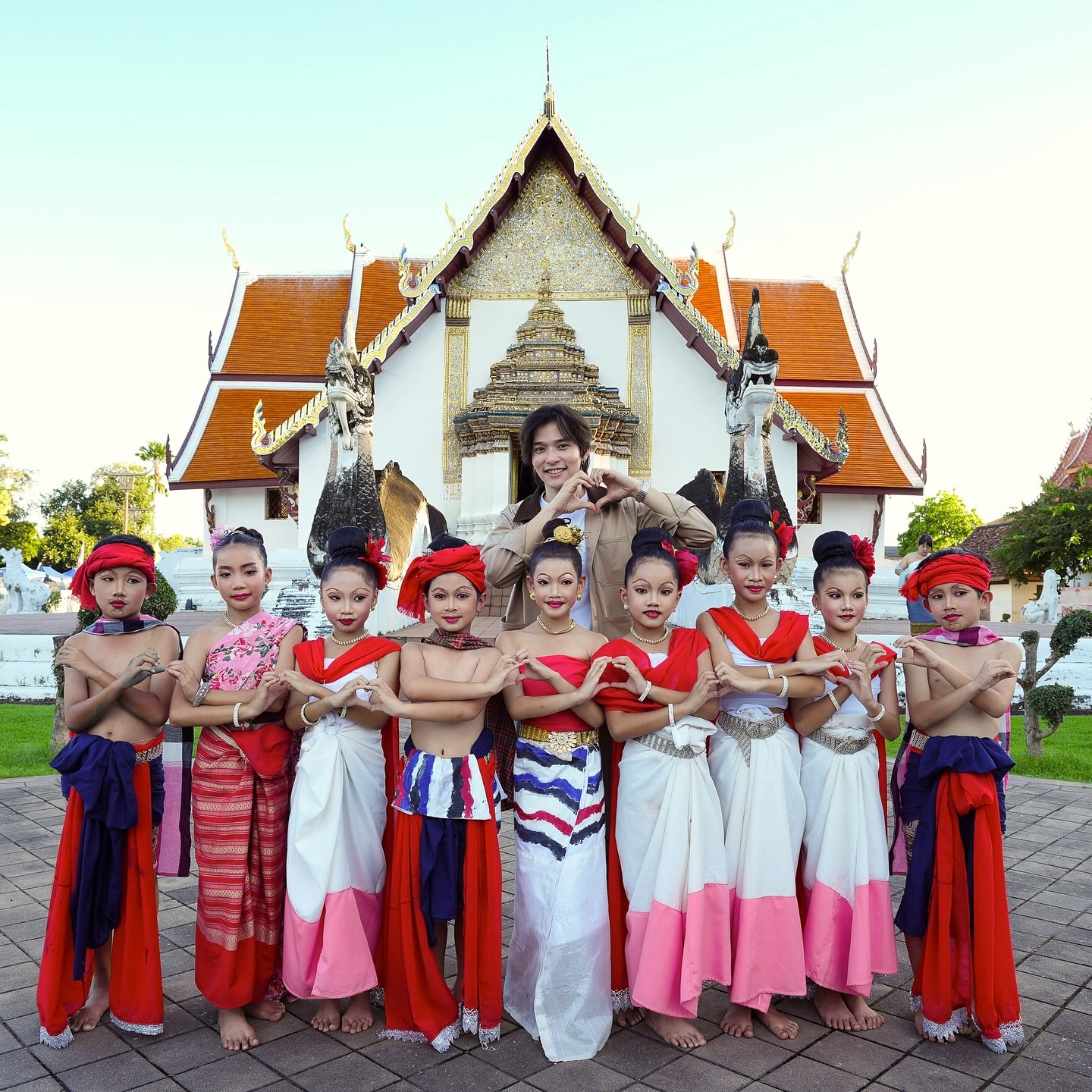 ลี - ฐานัฐพ์ โล่ห์คุณสมบัติ