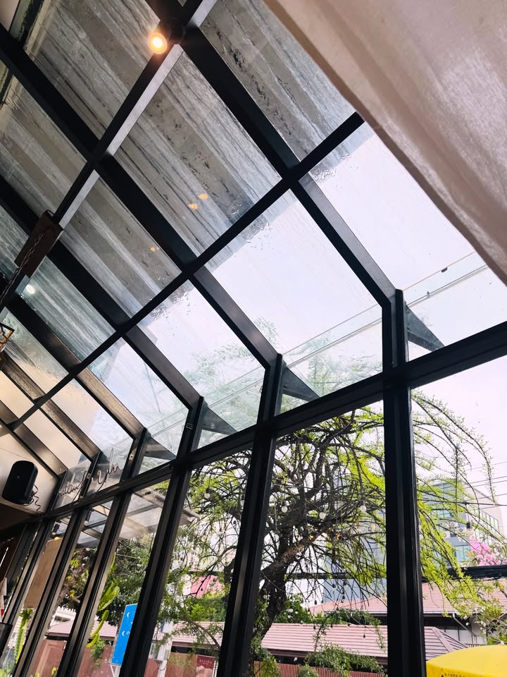 ลี - ฐานัฐพ์ โล่ห์คุณสมบัติ