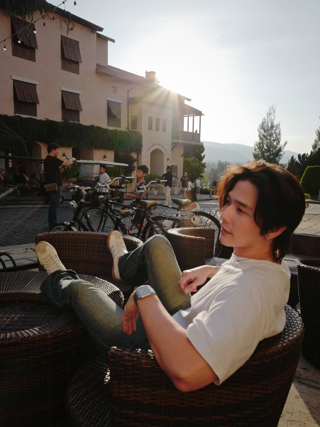 ลี - ฐานัฐพ์ โล่ห์คุณสมบัติ