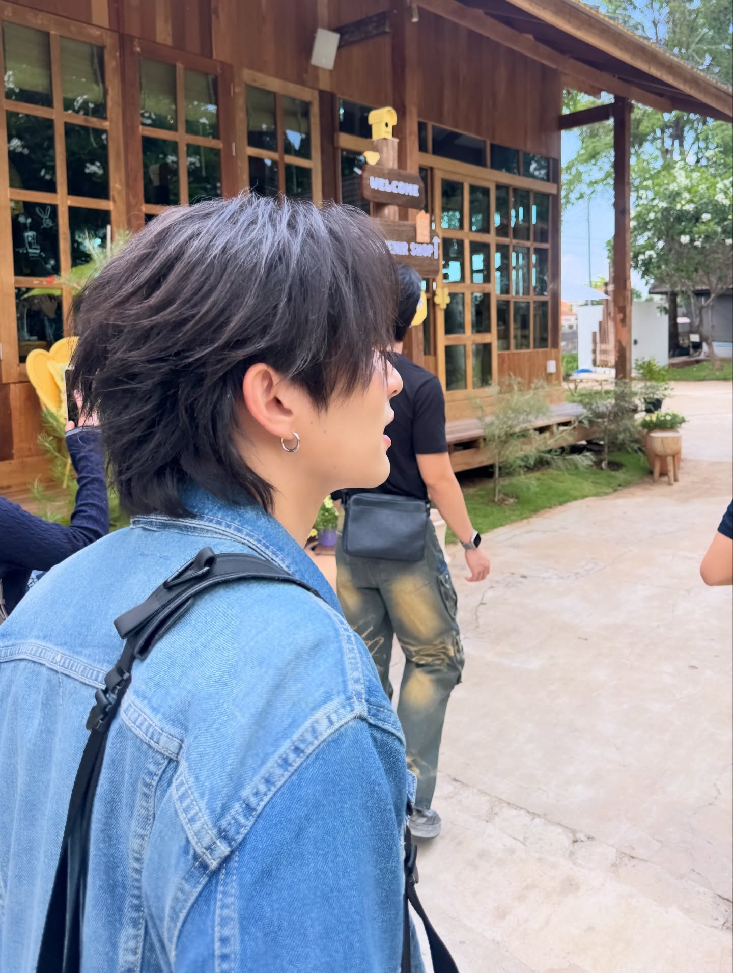 ลี - ฐานัฐพ์ โล่ห์คุณสมบัติ