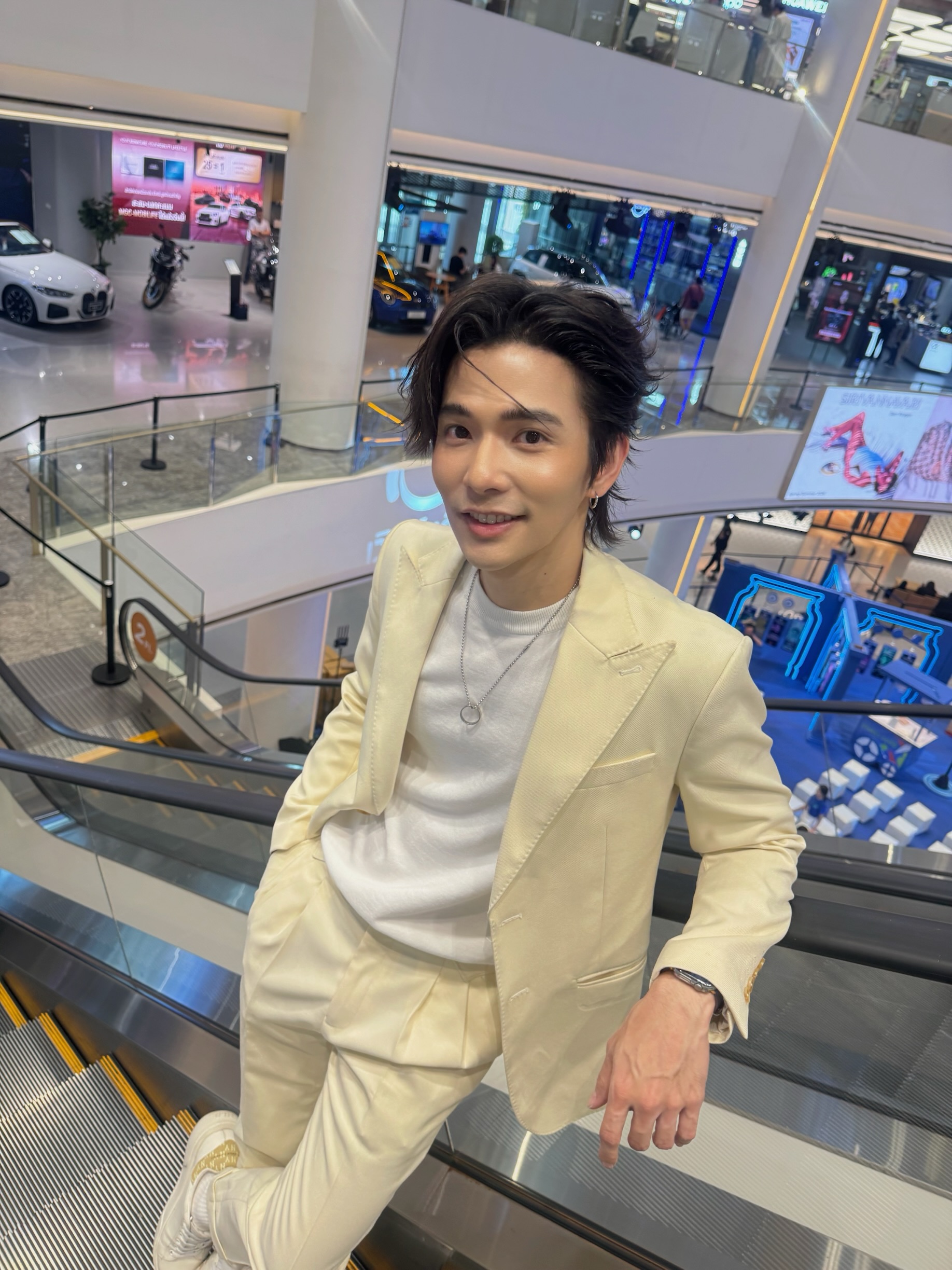 ลี - ฐานัฐพ์ โล่ห์คุณสมบัติ