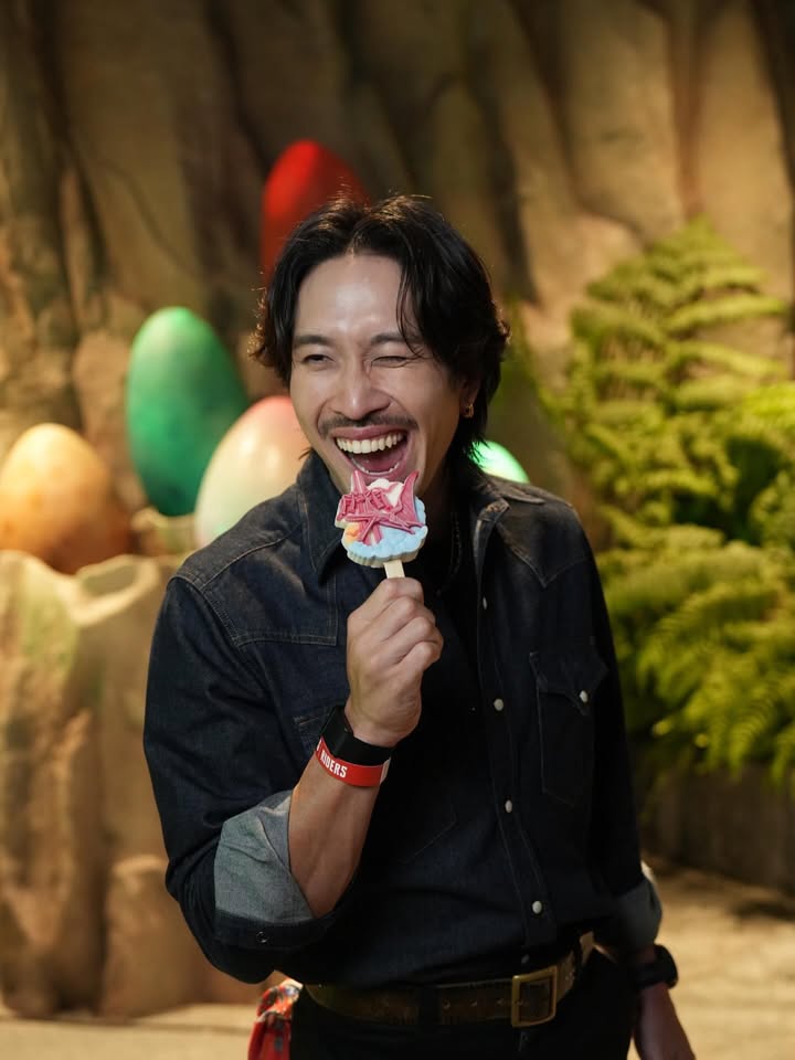 เฟย - ภัทร เอกแสงกุล