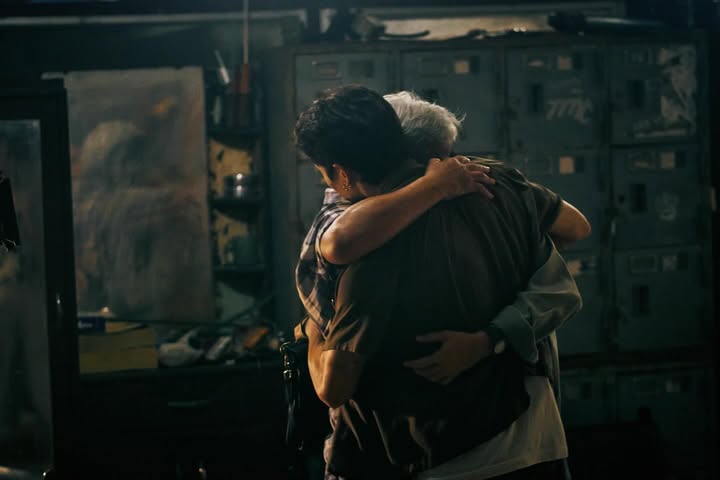 เฟย - ภัทร เอกแสงกุล