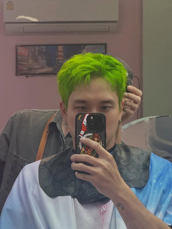 เฟย - ภัทร เอกแสงกุล