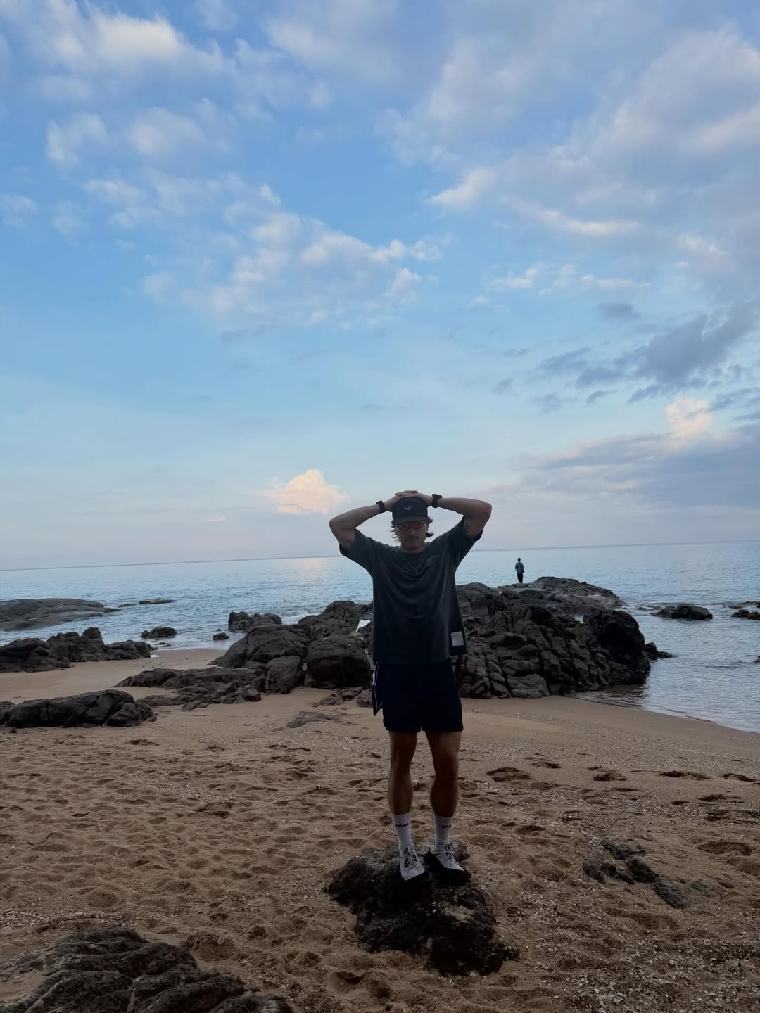 เฟย - ภัทร เอกแสงกุล