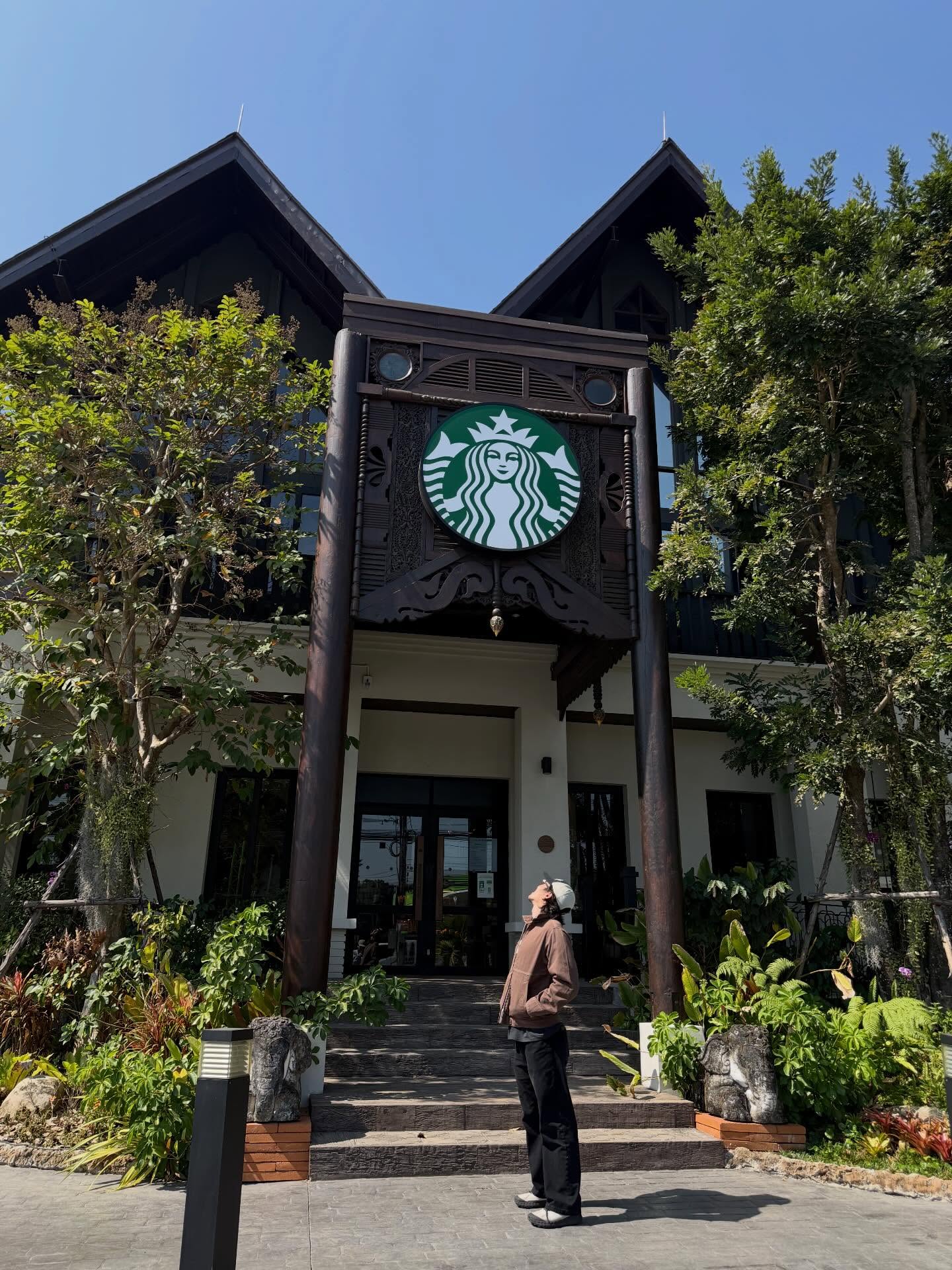 เฟย - ภัทร เอกแสงกุล