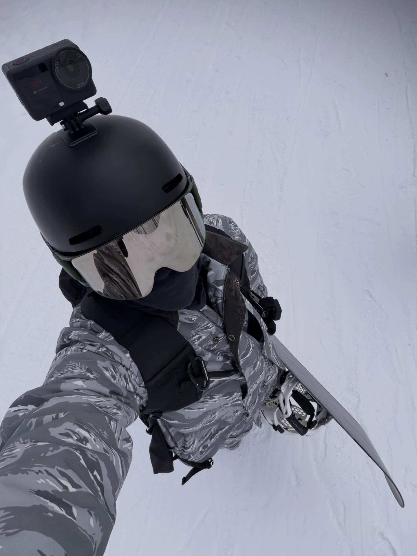 เฟย - ภัทร เอกแสงกุล