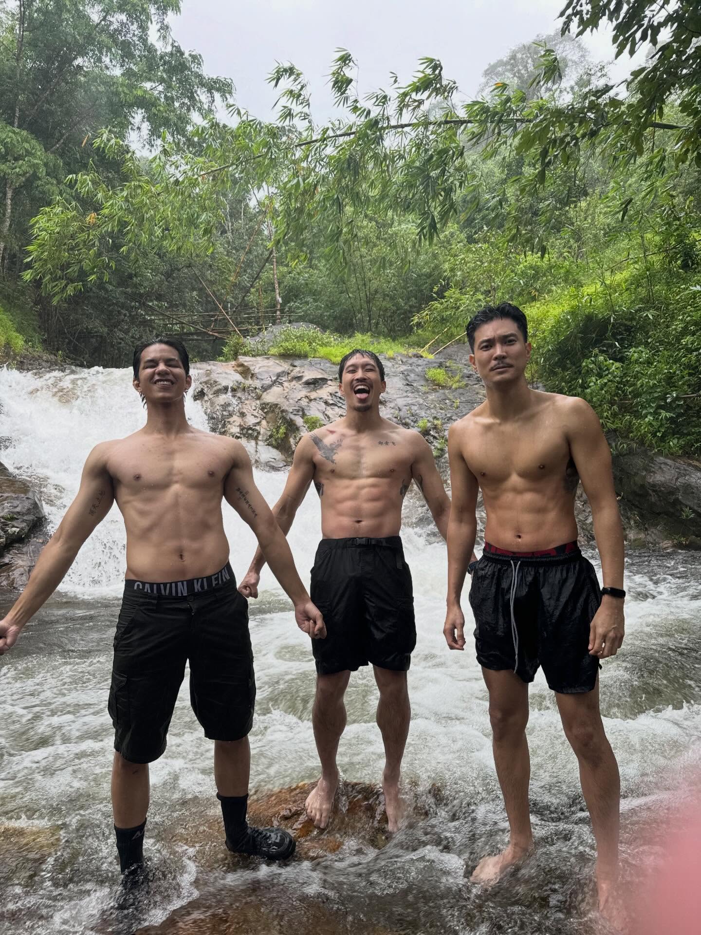 เฟย - ภัทร เอกแสงกุล