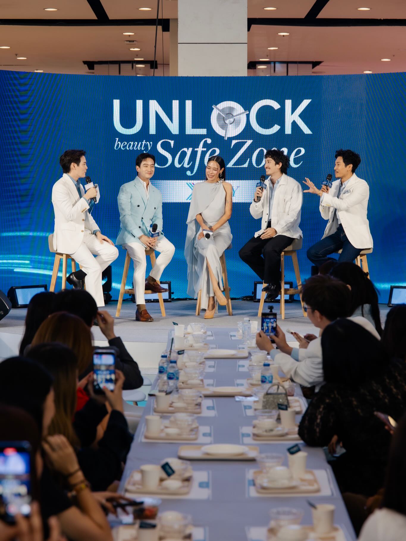 เฟย - ภัทร เอกแสงกุล