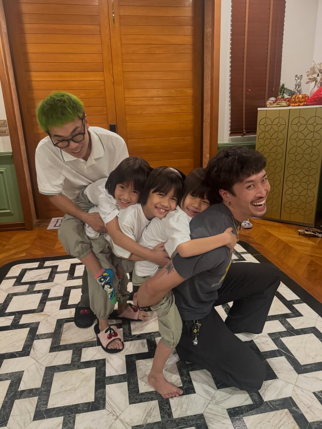 เฟย - ภัทร เอกแสงกุล