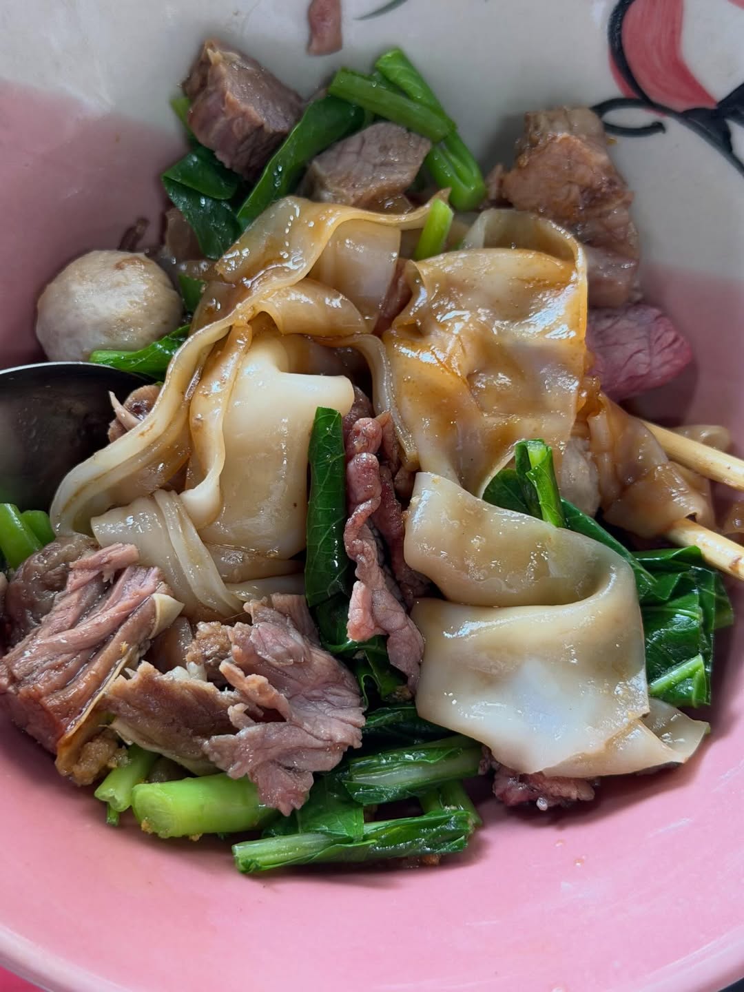 เฟย - ภัทร เอกแสงกุล