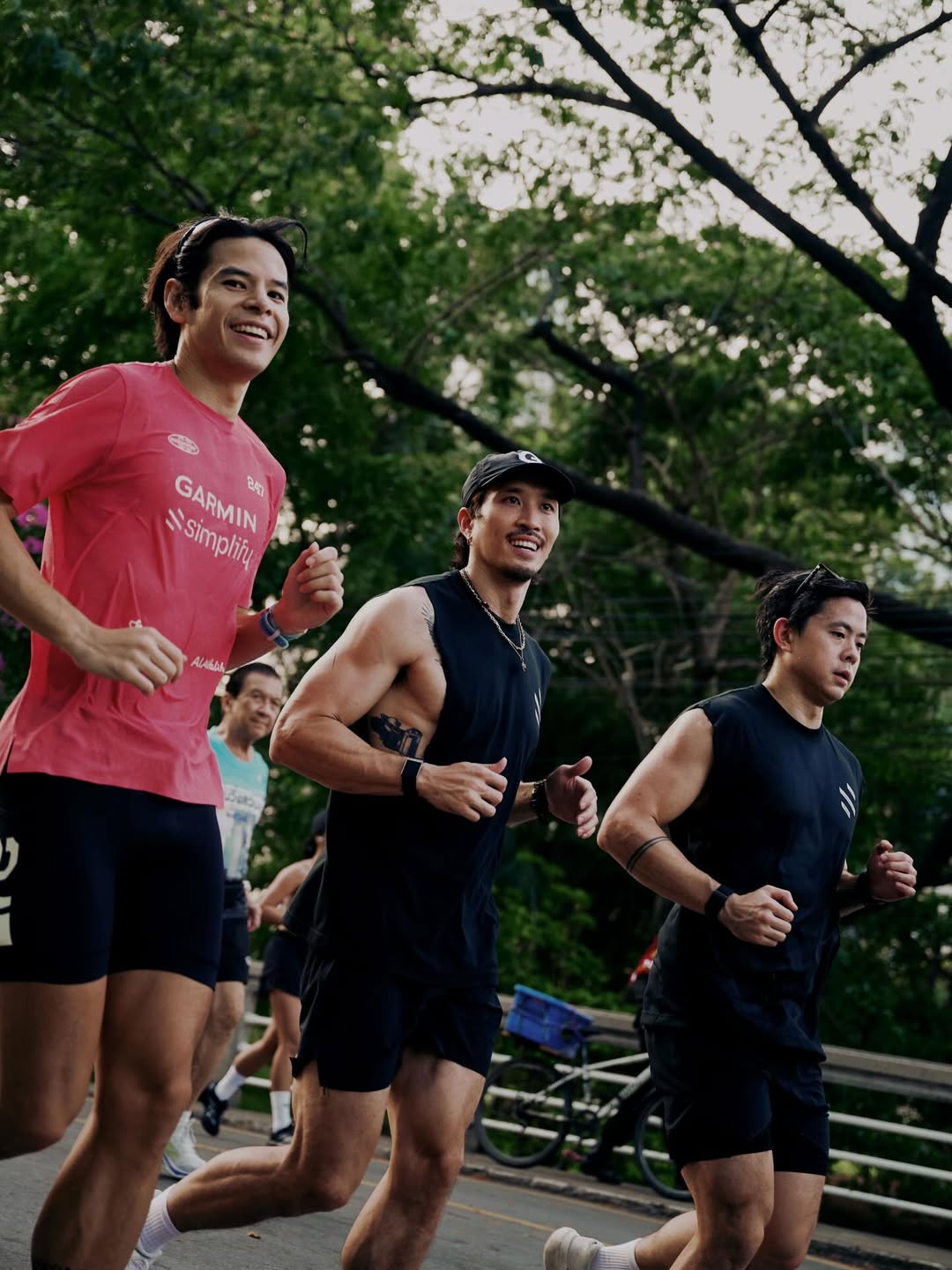 เฟย - ภัทร เอกแสงกุล