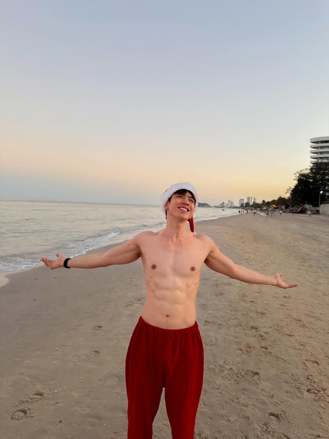 ฟิล์ม - ธนภัทร กาวิละ