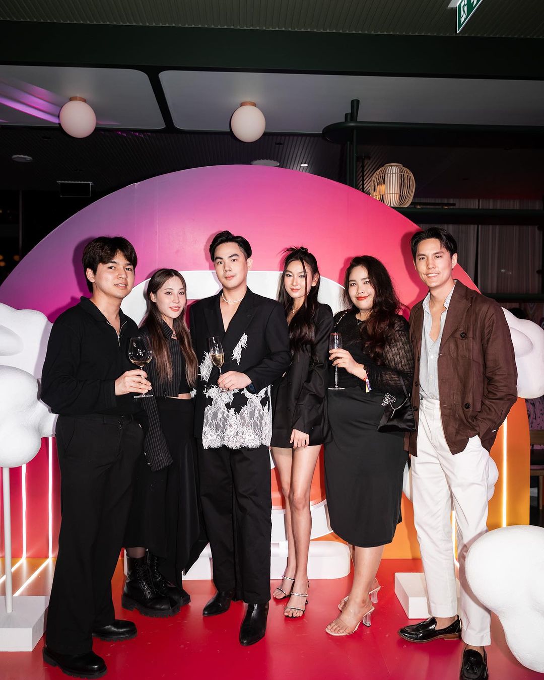 แพรว - นฤภรกมล ฉายแสง