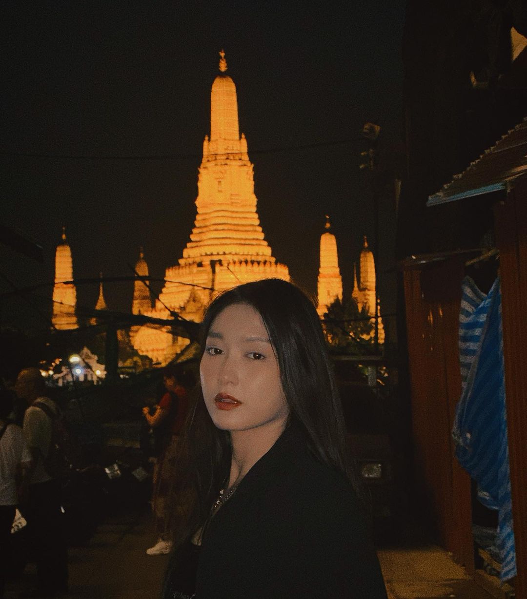 แพรว - นฤภรกมล ฉายแสง