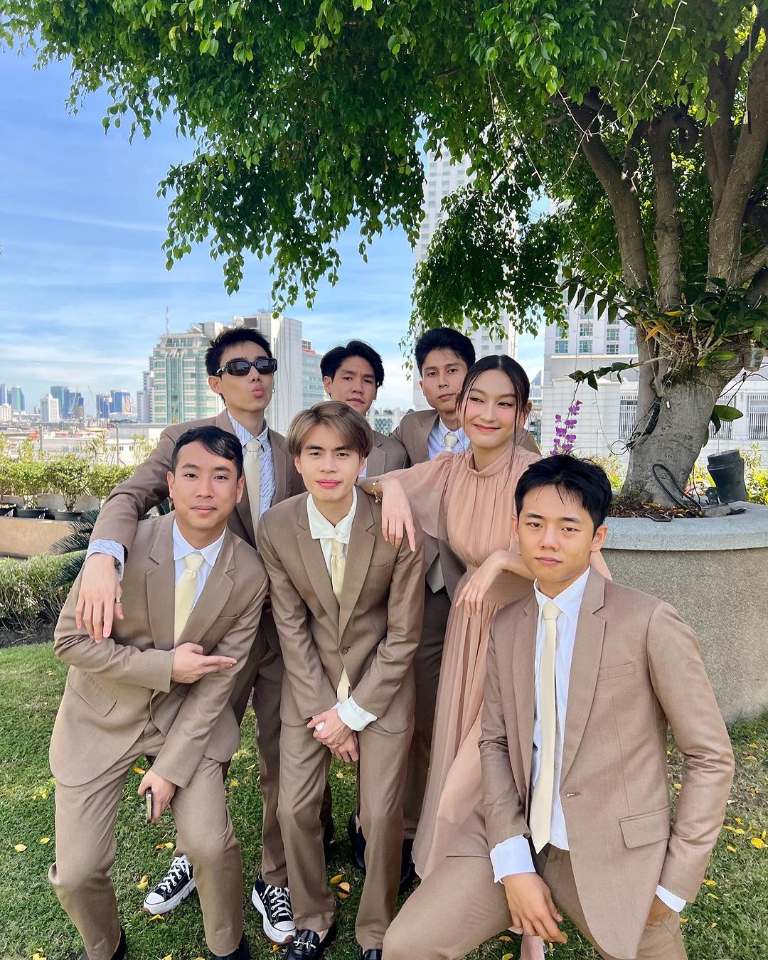 แพรว - นฤภรกมล ฉายแสง