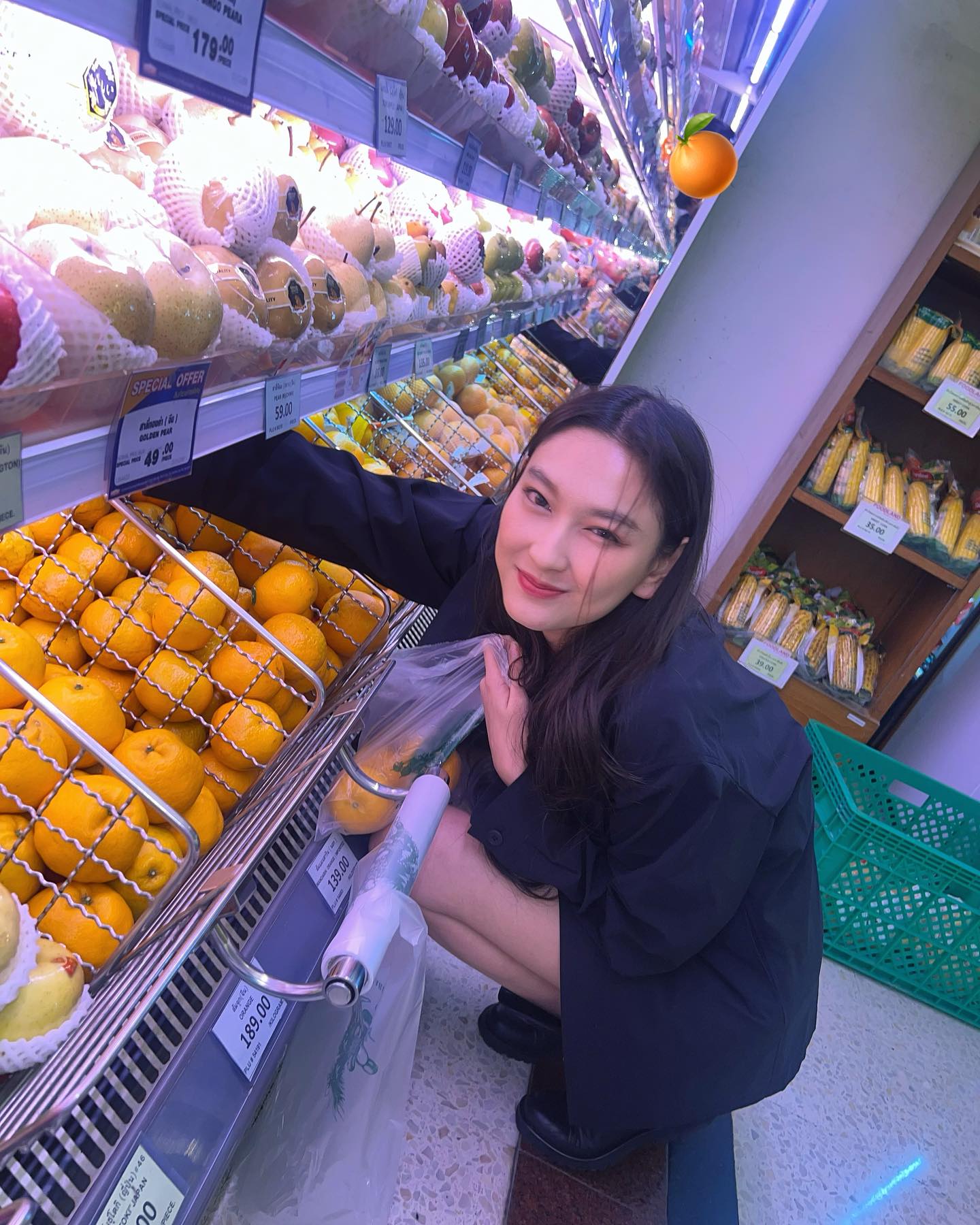 แพรว - นฤภรกมล ฉายแสง