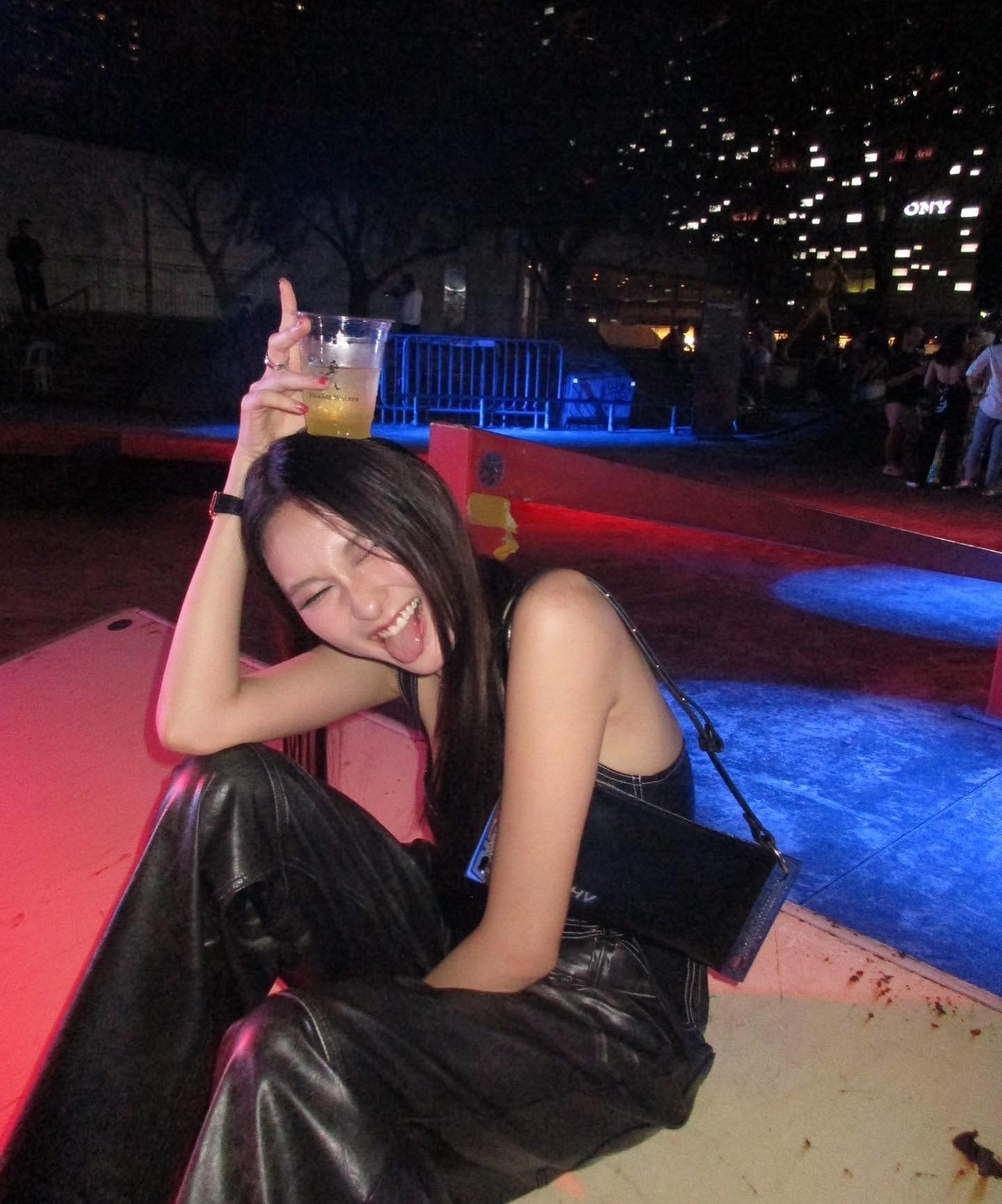 แพรว - นฤภรกมล ฉายแสง