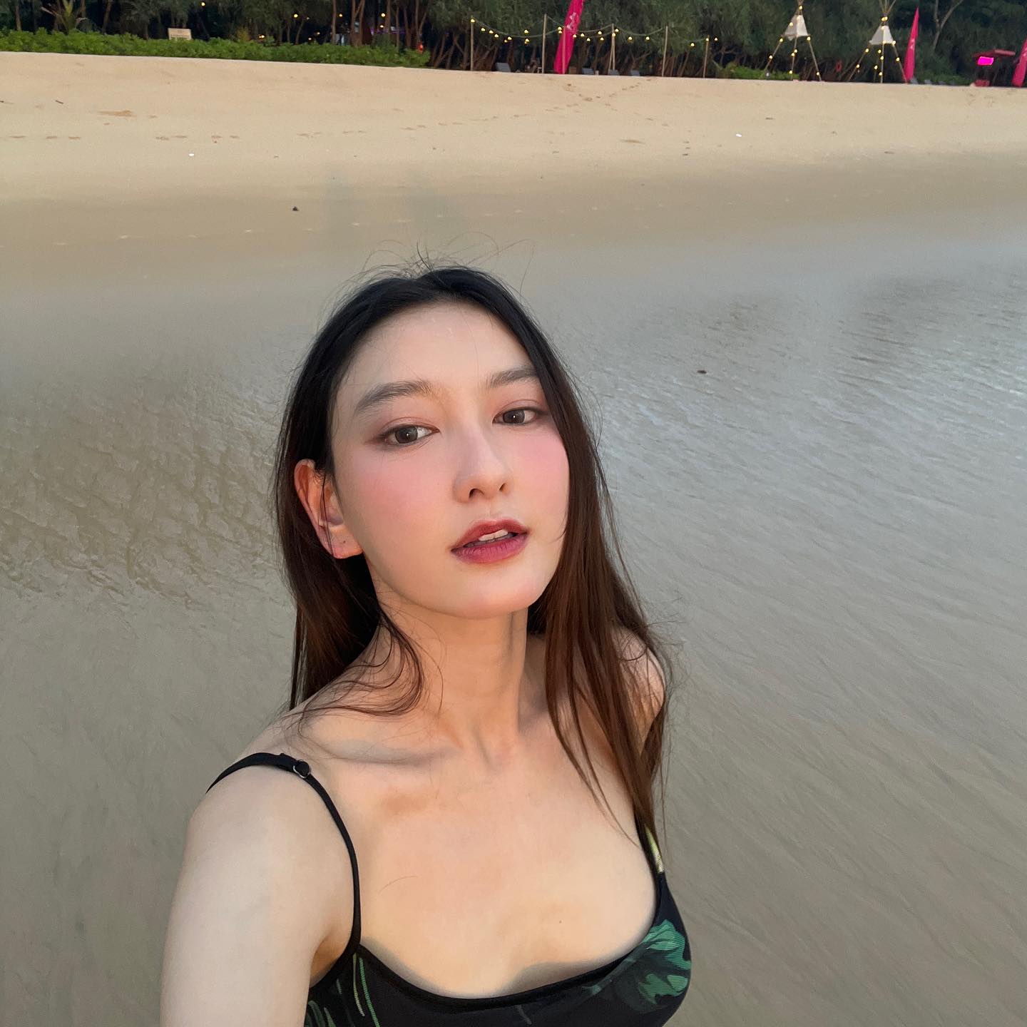 แพรว - นฤภรกมล ฉายแสง