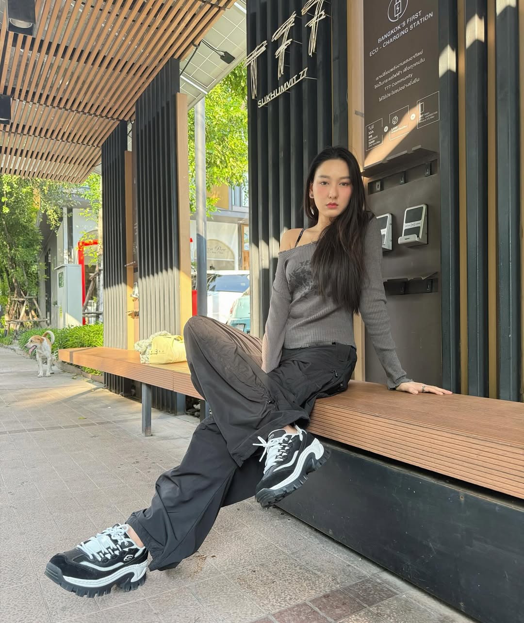 แพรว - นฤภรกมล ฉายแสง
