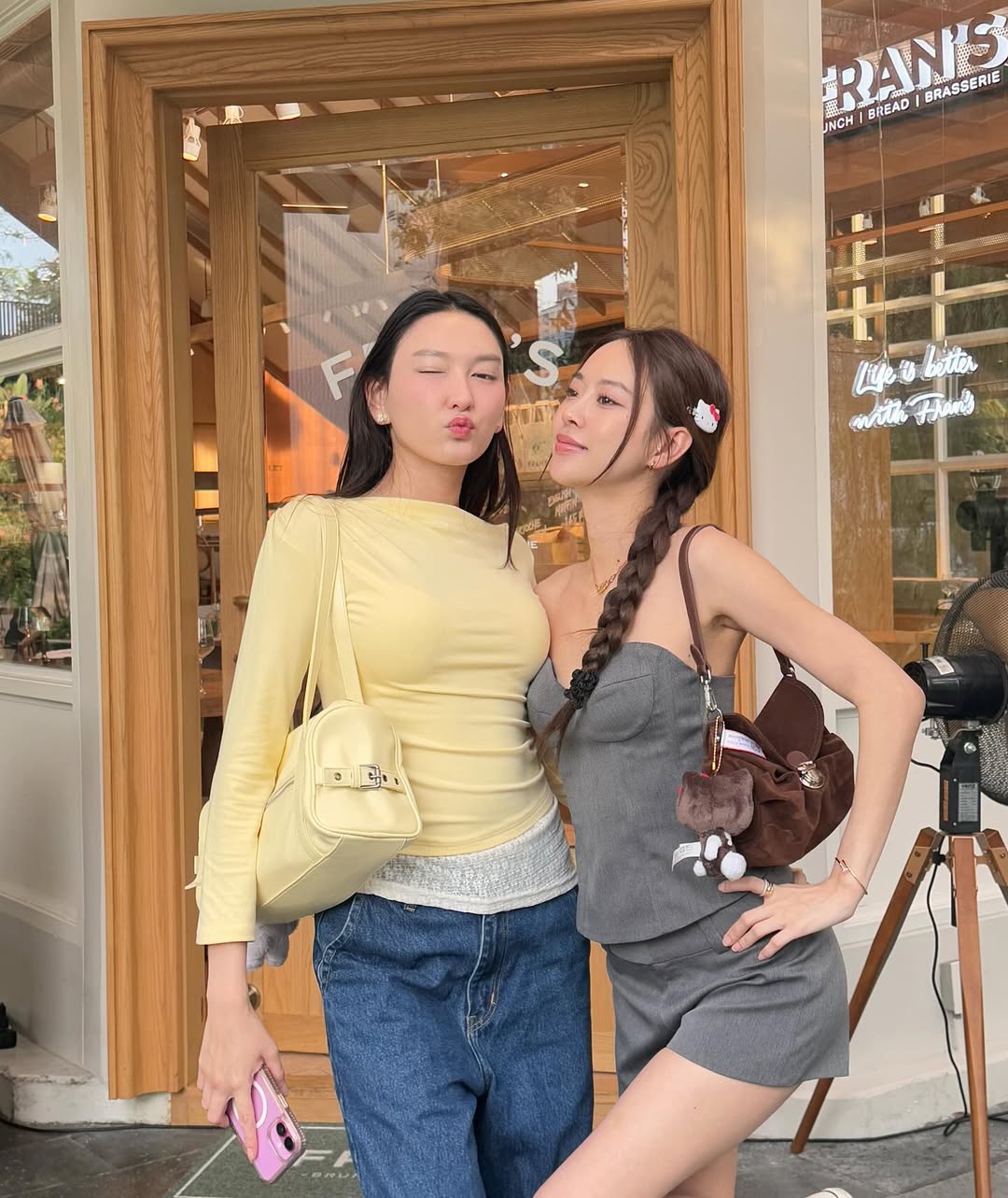 แพรว - นฤภรกมล ฉายแสง