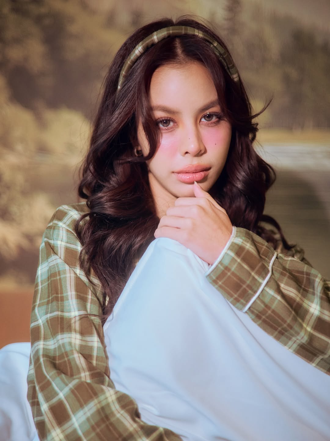 แพรว - นฤภรกมล ฉายแสง