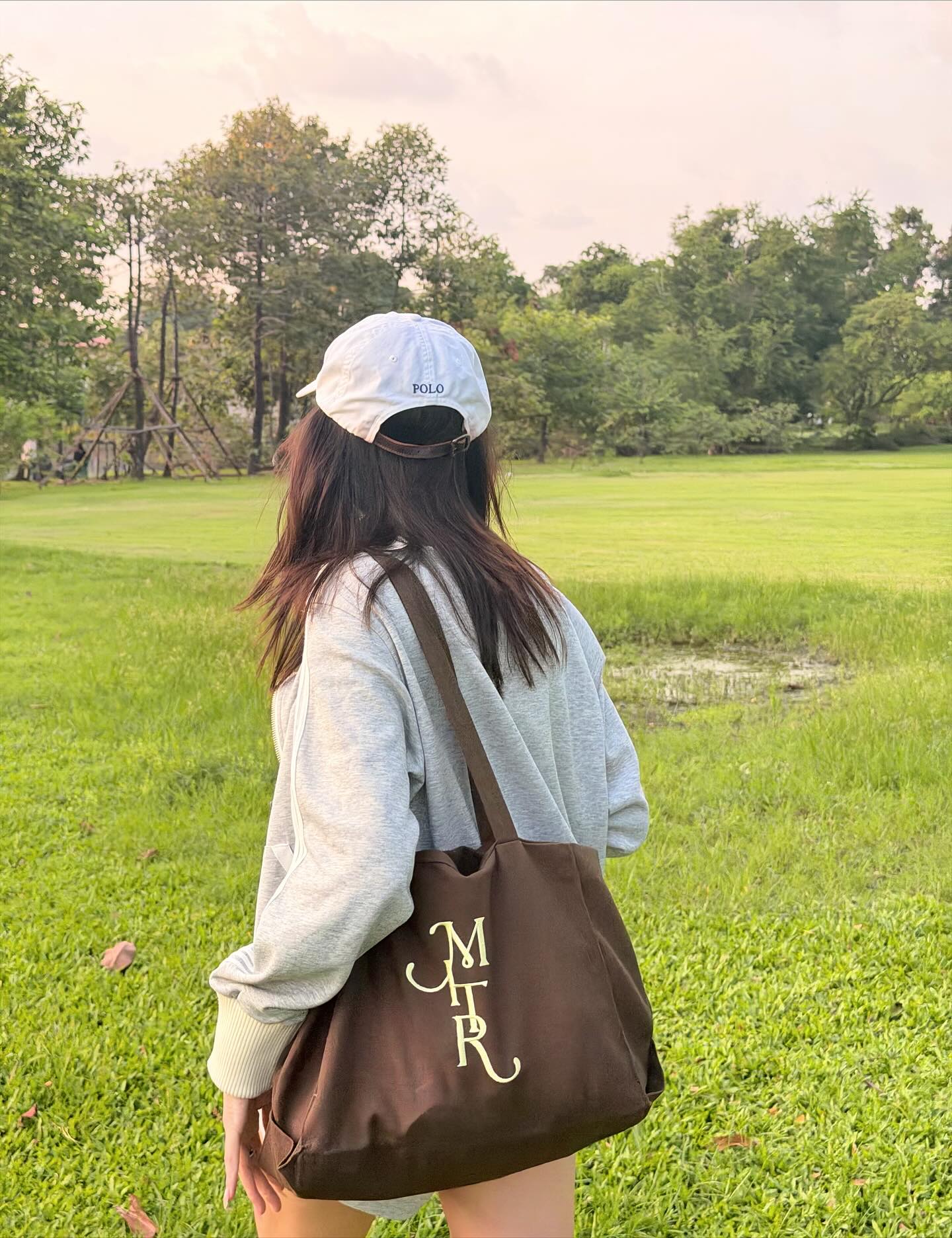 แพรว - นฤภรกมล ฉายแสง
