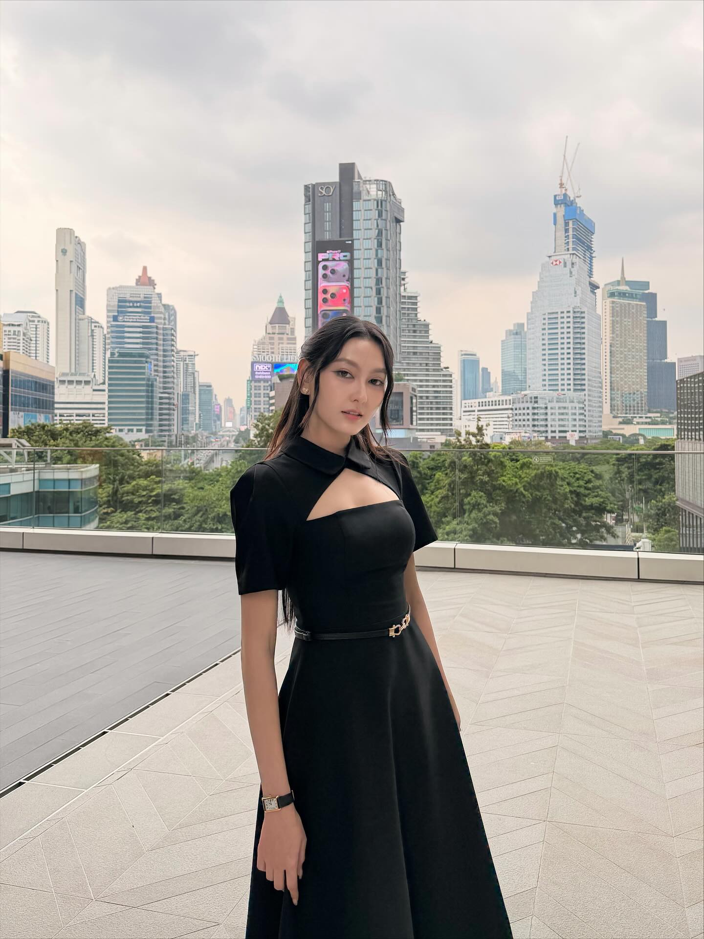 แพรว - นฤภรกมล ฉายแสง