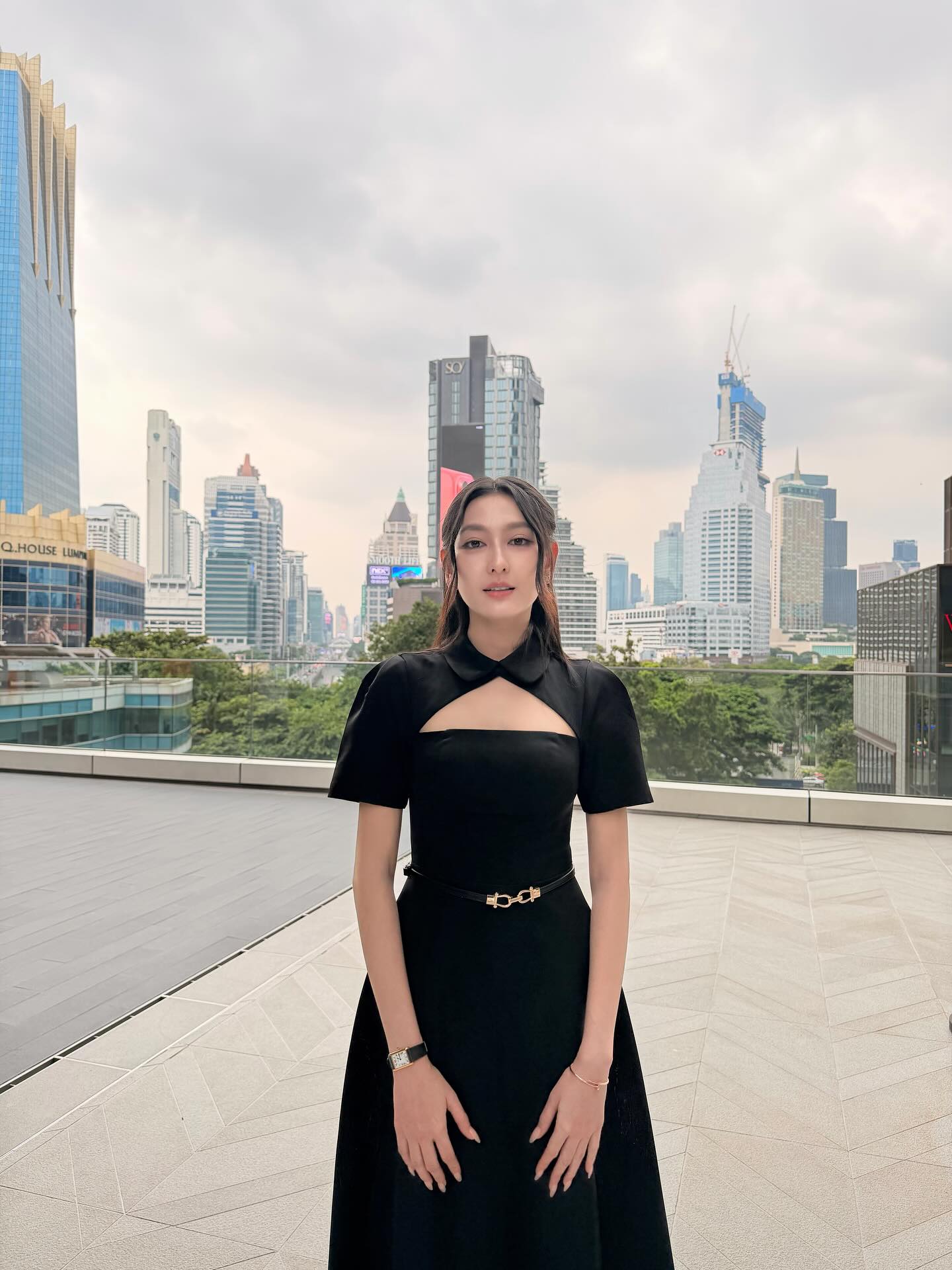 แพรว - นฤภรกมล ฉายแสง