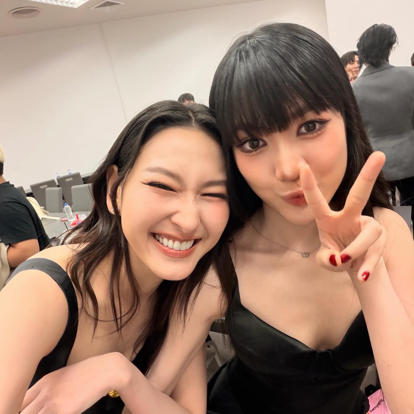 แพรว - นฤภรกมล ฉายแสง