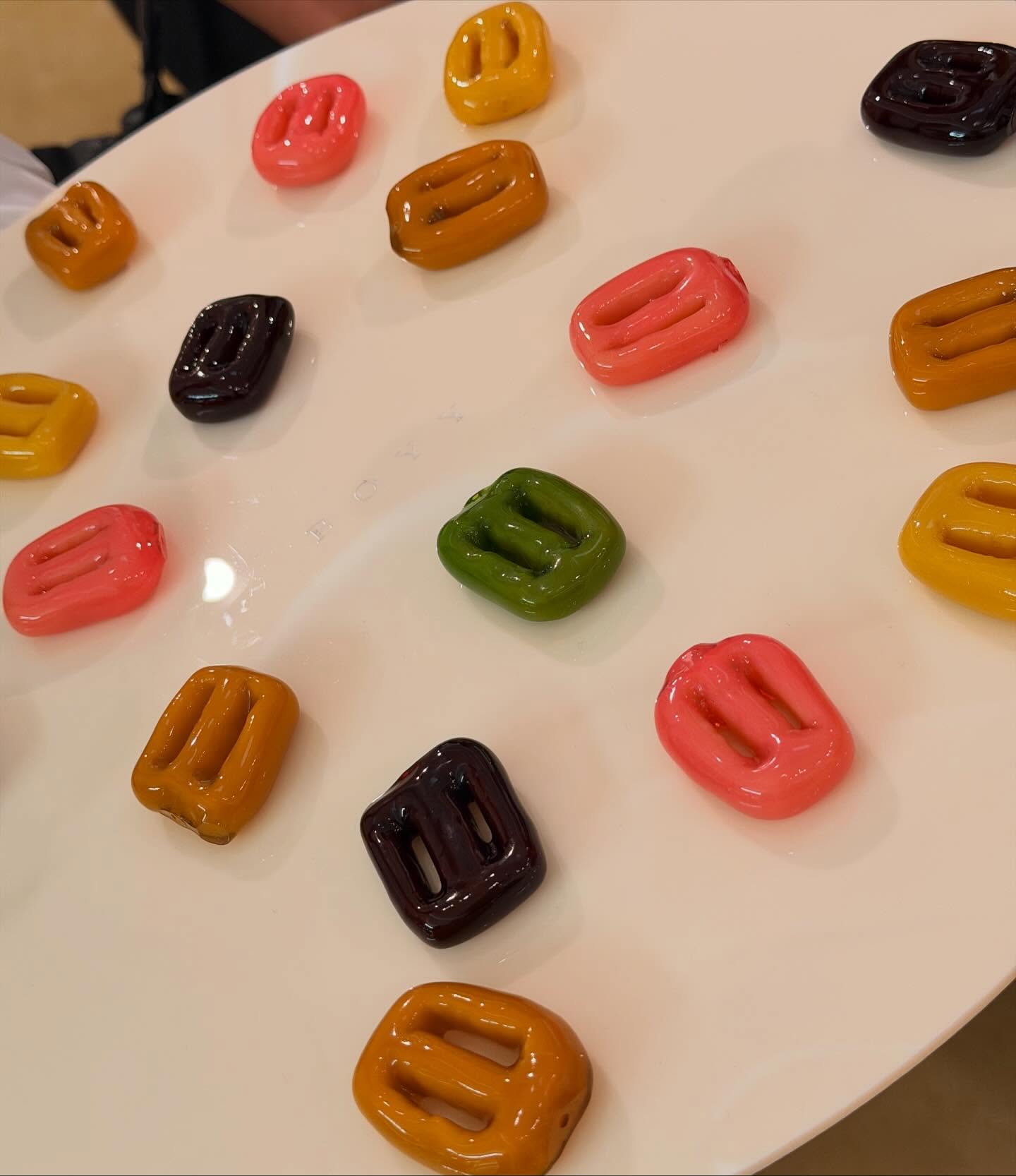 แพรว - นฤภรกมล ฉายแสง