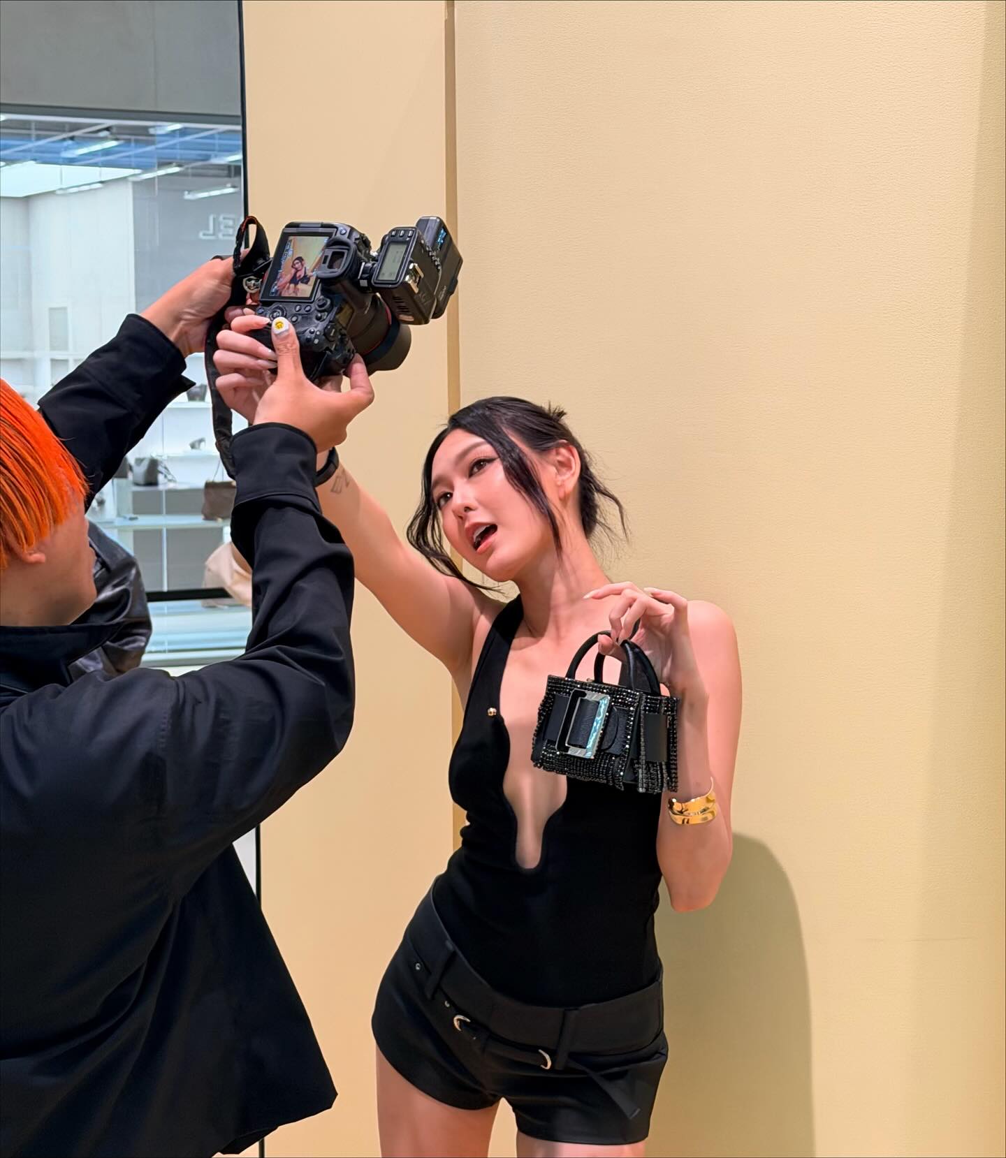 แพรว - นฤภรกมล ฉายแสง