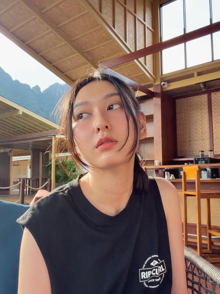 แพรว - นฤภรกมล ฉายแสง