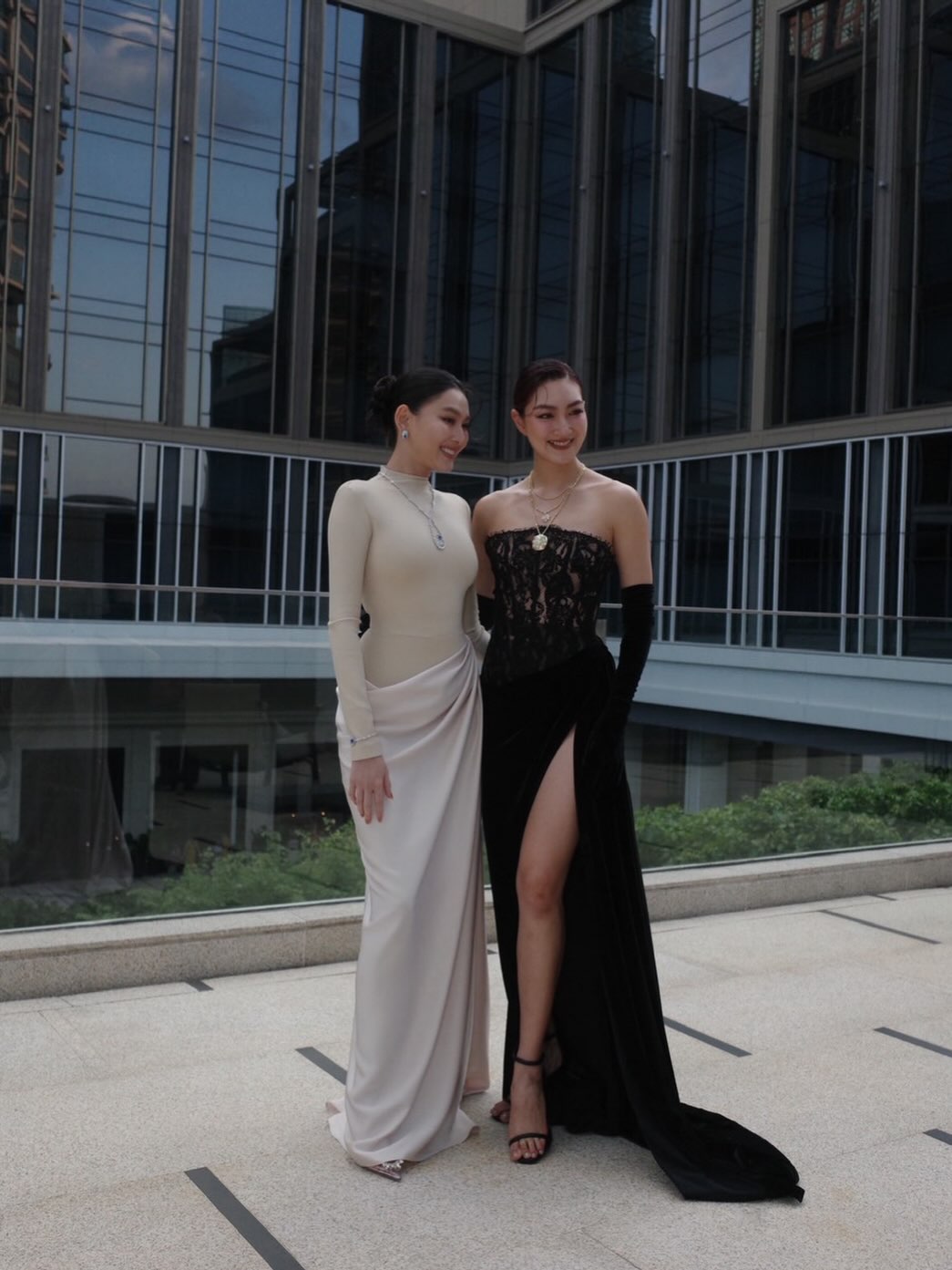 แพรว - นฤภรกมล ฉายแสง